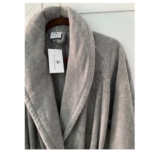 (NWT) Yves Delorme | Luxurious cotton bathrobe